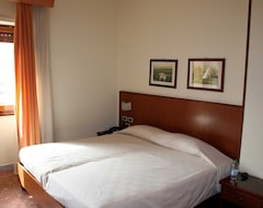 Khách sạn Hotel Oasi dei discepoli (Orvieto, Ý)