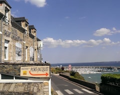 Hotel Port-Jacquet (Saint-Cast-le-Guildo, France)