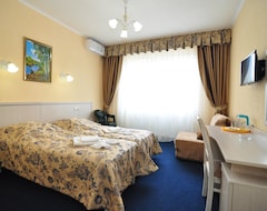 Hotel Lazurniy Bereg All Inclusive (Anapa, Russia)