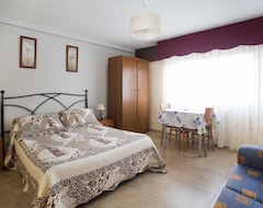 Tüm Ev/Apart Daire Bueu 101893 2 Bedroom Apartment By Mo Rentals (Bueu, İspanya)