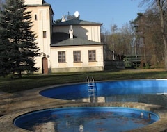 Otel Pałac (Trzebownisko, Polonya)