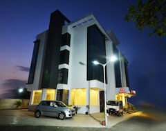 Khách sạn OYO 4437 Hotel Sai Sakha (Shirdi, Ấn Độ)