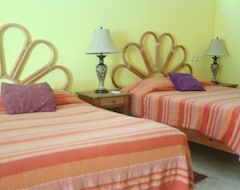Hotel Sea Hawk Suites (Isla Mujeres, México)