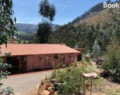 Entire House / Apartment Cabana Buenavista Es Un Lugar Para Descansar. (Iza, Colombia)
