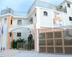 Hotel Kemael (Port au Prince, Haiti)