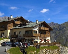 Khách sạn La Tea Di Heidi (Livigno, Ý)