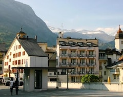 Otel Du Pont (Brig, İsviçre)