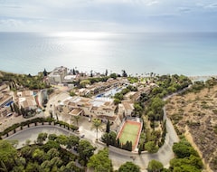 Lomakeskus Columbia Beach Resort (Pissouri, Kypros)