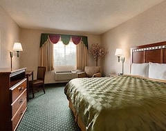 Hotel Triplodge Of Santa Clarita (Santa Clarita, USA)