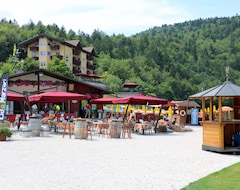 Hotelli Hotel al Lago (Lavarone, Italia)