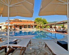 Hotel Riviera Perdika (Igoumenitsa, Yunanistan)