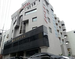 Hotelli My Hotel (Jeju-si, Etelä-Korea)