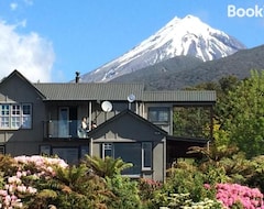 Guesthouse Georges Bnb Nature Lodge (New Plymouth, New Zealand)