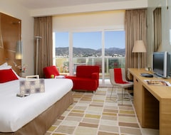 Hotel Don Carlos Leisure Resort & Spa (Marbella, Spain)