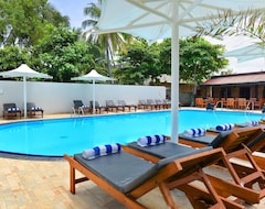 Paradise Beach Hotel (Negombo, Sri Lanka)