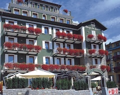 Hotel San Lorenzo (Bormio, Italy)