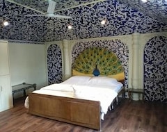 Hotel Houseboat 1002 Nights (Srinagar, Indija)