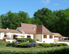 Toàn bộ căn nhà/căn hộ Le Clos Des Gites (Chateauneuf-Val-Saint-Donat, Pháp)