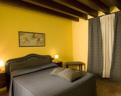 Hotel Relais Madonna Di Campagna (Bastia Umbra, Italija)