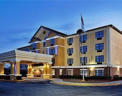 Holiday Inn Express Hotel & Suites Byron, an IHG Hotel (Byron, USA)
