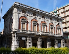 Khách sạn Hotel Cantore (Genoa, Ý)