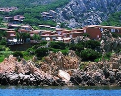 Hotelli 4 huonetta majoitus Trinita d'Agultu OT (Costa Paradiso, Italia)