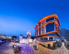 Hotel Benzz Park (Vellore, India)