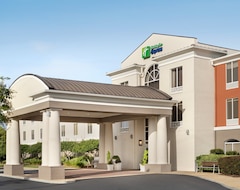Holiday Inn Express Hotel & Suites Auburn - University Area, an IHG Hotel (Auburn, USA)