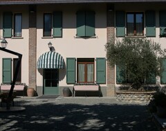 Hotel Alessandro (Masate, Italy)