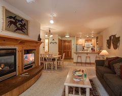 Entire House / Apartment Serene Teton Retreat! Close To Alpine Skiing, Mountain Biking, Trout Fishing, And So Much More! Convenient Winter Shuttle! (Driggs, USA)