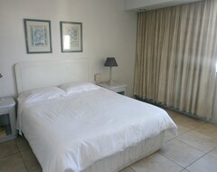 Hotel The Centurion (Sea Point, South Africa)
