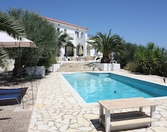 Koko talo/asunto New Modern Villa With Private Pool Near Koroni (Koroni, Kreikka)
