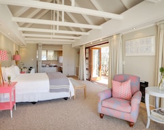 Hotel Banhoek Lodge (Stellenbosch, South Africa)