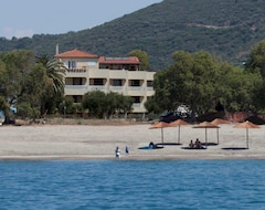Hotel Villa Drossia (Mavrovouni, Greece)