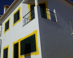 Toàn bộ căn nhà/căn hộ Casa Sobre O Mar Para 4 Pessoas - 15301/al (Budens, Bồ Đào Nha)