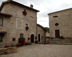 Tüm Ev/Apart Daire Casa La Torre In The Small Umbrian Village Of Macerino (Acquasparta, İtalya)