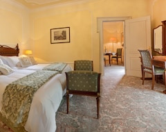 Khách sạn Hotel Due Torri Abano (Abano Terme, Ý)