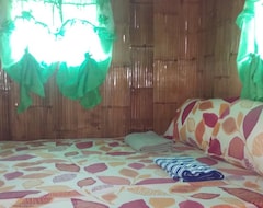 Bed & Breakfast Moalboal Bamboo House / Rooms (Moalboal, Filipinas)