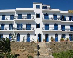 Hotel Maria Elena (Agios Kirikos, Greece)