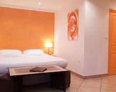 Khách sạn PRIVATE HOTEL (Porto-Vecchio, Pháp)