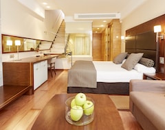 Hotel Insotel Fenicia Prestige Suites & Spa (Santa Eulalia del Rio, Španjolska)
