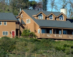 Khách sạn Tucker Peak Lodge (Julian, Hoa Kỳ)