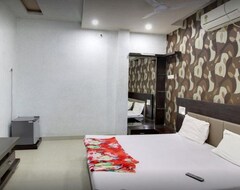 Hotel A.k And Restaurant (Morbi, Indija)