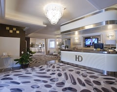 Khách sạn Hotel Desenzano (Desenzano del Garda, Ý)