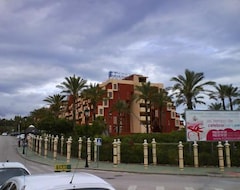 Hotel Holiday World Village (Benalmadena, Espanha)