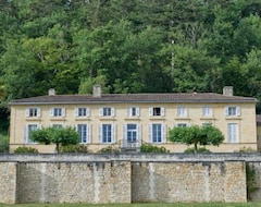 Khách sạn Chateau Champcenetz (Baurech, Pháp)