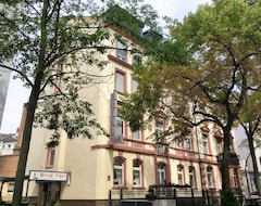 Khách sạn Hotel West an der Bockenheimer Warte (Frankfurt, Đức)