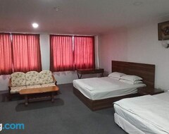 OYO 90809 Oriental Hotel (Sarikei, Malaysia)