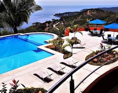 Entire House / Apartment Beautiful 180 Degree Ocean View 1-Bedroom Condo At Vista Encantada Eco-Club (Divisaderos, Mexico)