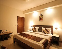 OYO 6438 Hotel Valley Plaza (Dehradun, Indien)
